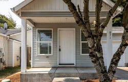 871 SW JUNCTION Pl, Gresham, OR 97080