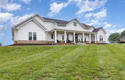 138 Arthur Needham Road, Pilot Mountain, NC 27041
