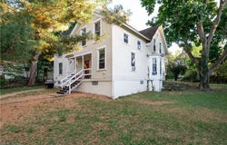 242 W Highland Avenue, Ravenna, OH 44266