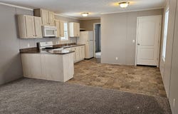 855 W Jefferson, Grand Ledge, MI 48837