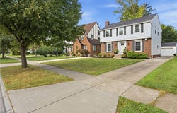 1920 Hampton Road, Rocky River, OH 44116