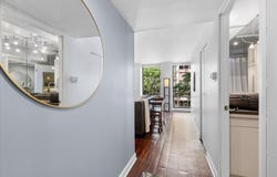260 E Chestnut Street, Chicago, IL 60611