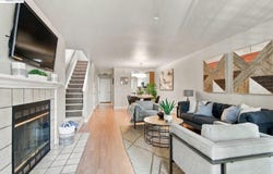 2627 Oak Rd, Walnut Creek, CA 94597