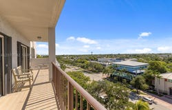575 Crandon Blvd, Key Biscayne, FL 33149