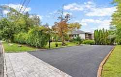 6 Channel Drive, Great Neck, NY 11024