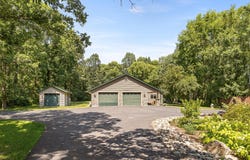 9809 Ravenswood Road, Brainerd, MN 56401