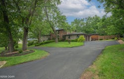 2007 E 47th Street, Joplin, MO 64804