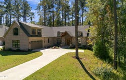 4557 Moss Bend, New Bern, NC 28562