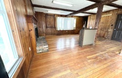 2072 N Main Street, Londonderry, VT 05148