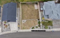 Nautical Ln, CoosBay, OR 97420