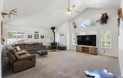 1121 Maize Court, Willits, CA 95490