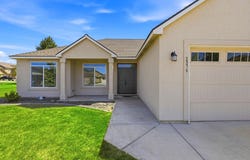 2376 Coppertree Ct, Richland, WA 99354