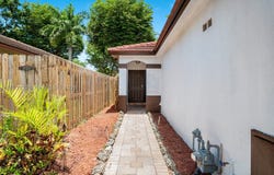 14613 SW 155th Pl, Miami, FL 33196