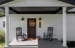 1237 Snow Lane, St Albans, WV 25177