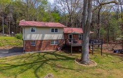 409 Dellwood Rd, Franklin, NC 28734