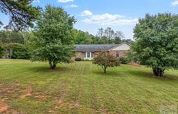 181 J B Dalton Rd, Ridgeway, VA 24148