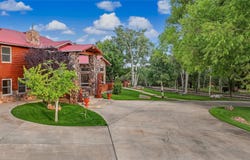 19 Double D Road, Pecos, NM 87552
