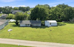 104 Waterway Loop, Council Grove, KS 66846