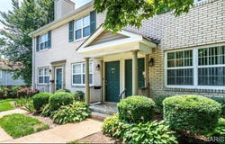 1441 Thrush Place, St Louis, MO 63144