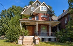 805 NE Perry Avenue, Peoria, IL 61603