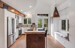 957 Syida DR, Pacific Grove, CA 93950