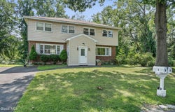 1 Dowling Road, Albany, NY 12205