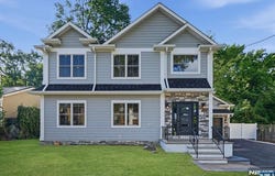 17 Blake Drive, Clark, NJ 07066