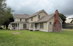 429 W Richard Avenue, Kingsville, TX 78363