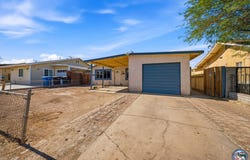 576 Vine St, El Centro, CA 92243