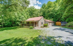 204 Thomas Road, Rogersville, TN 37857