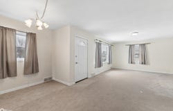 612 Central Avenue E, Clarion, IA 50525