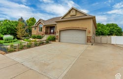 348 S HOUND St, Morgan, UT 84050