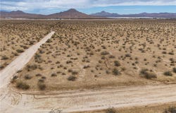 Earlimont, Apple Valley, CA 92307