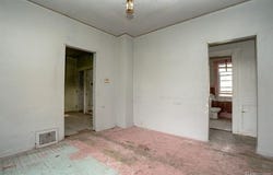 7169 Holmes Street, Detroit, MI 48210