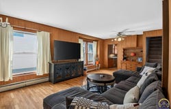 1719 SW Buchanan ST, Topeka, KS 66604