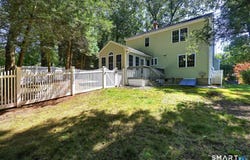 6 Fox Run Road, Farmington, CT 06085
