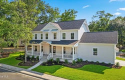 9113 E Lake Road, Calabash, NC 28467