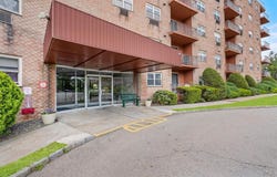 1 Lakeview Drive, Peekskill, NY 10566