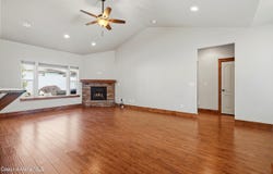 3302 W Magistrate Loop, Hayden, ID 83835