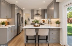 401 CRESTWOOD SW, LEESBURG, VA 20175