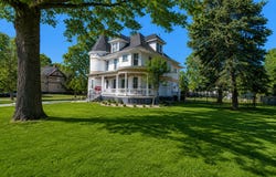 405 E Peru Street, Princeton, IL 61356