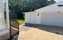3846 E 365th Street, Willoughby, OH 44094