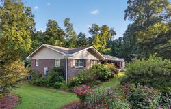 105 Laurel Lane, Seneca, SC 29678