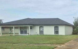802 N 14th St, West Memphis, AR 72301