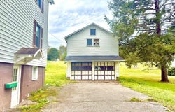 1739 William Penn Ave, Johnstown, PA 15909