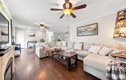 105 E Meadowbrook Avenue, Clever, MO 65631