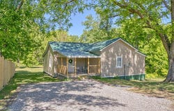108 Twinton Park Rd, Crawford, TN 38580