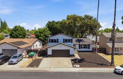 206 Millbrook Way, Vacaville, CA 95687