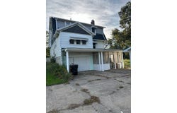 106 SE Mill St, Leon, IA 50144
