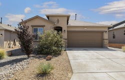 374 W Adeline Avenue SW, Los Lunas, NM 87031